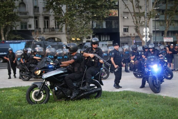 represion-en-el-congreso-696x464-3087861