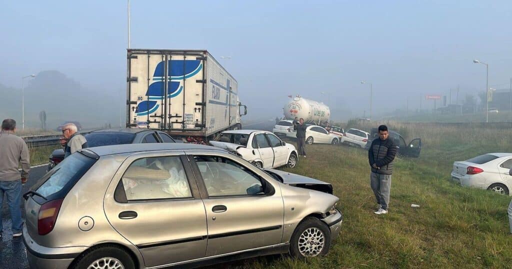Choque en cadena en Luján: ocho heridos y 15 vehículos involucrados