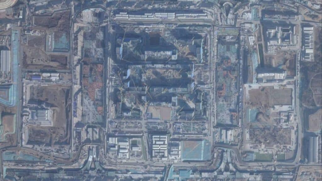 China construye el mayor centro de mando militar subterráneo del mundo