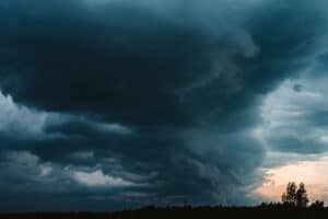 Tormentas intensas azotan el Área Metropolitana de Buenos Aires
